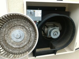 スリムハイキⅡファンの取り外し